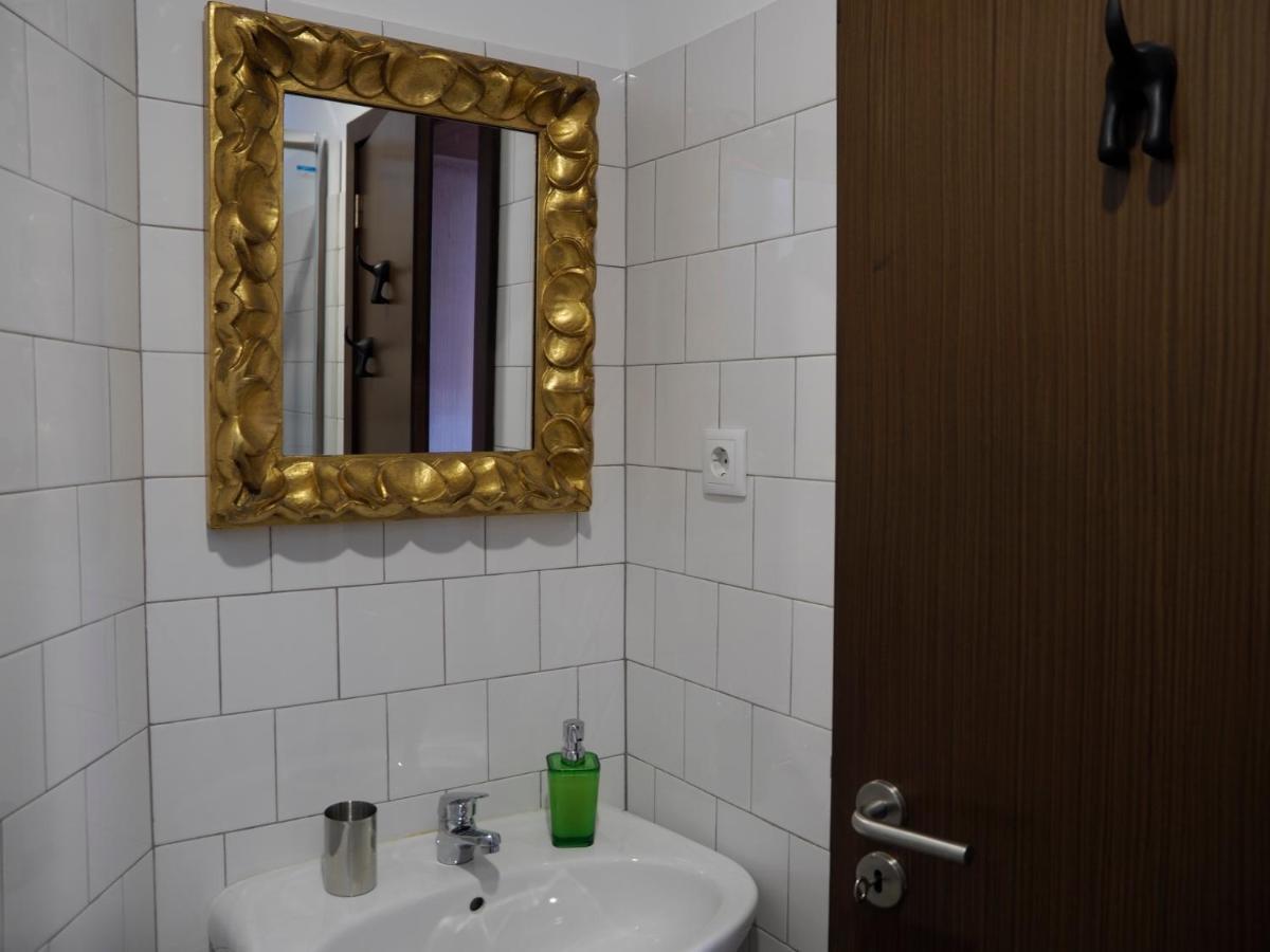 Framer's House - Authentic Downtown Appartement Porto